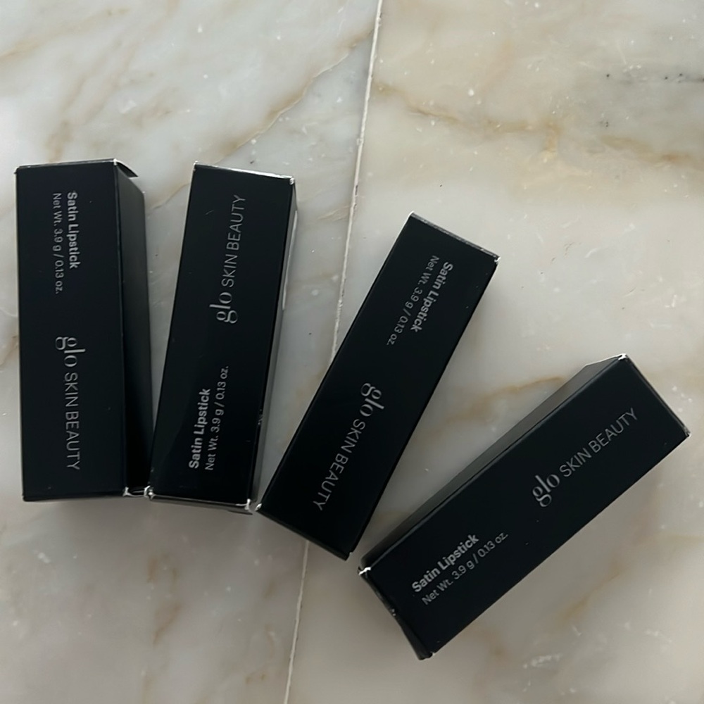 NWT FULL SIZED LUXURY BRAND SATIN LIPSTICKS